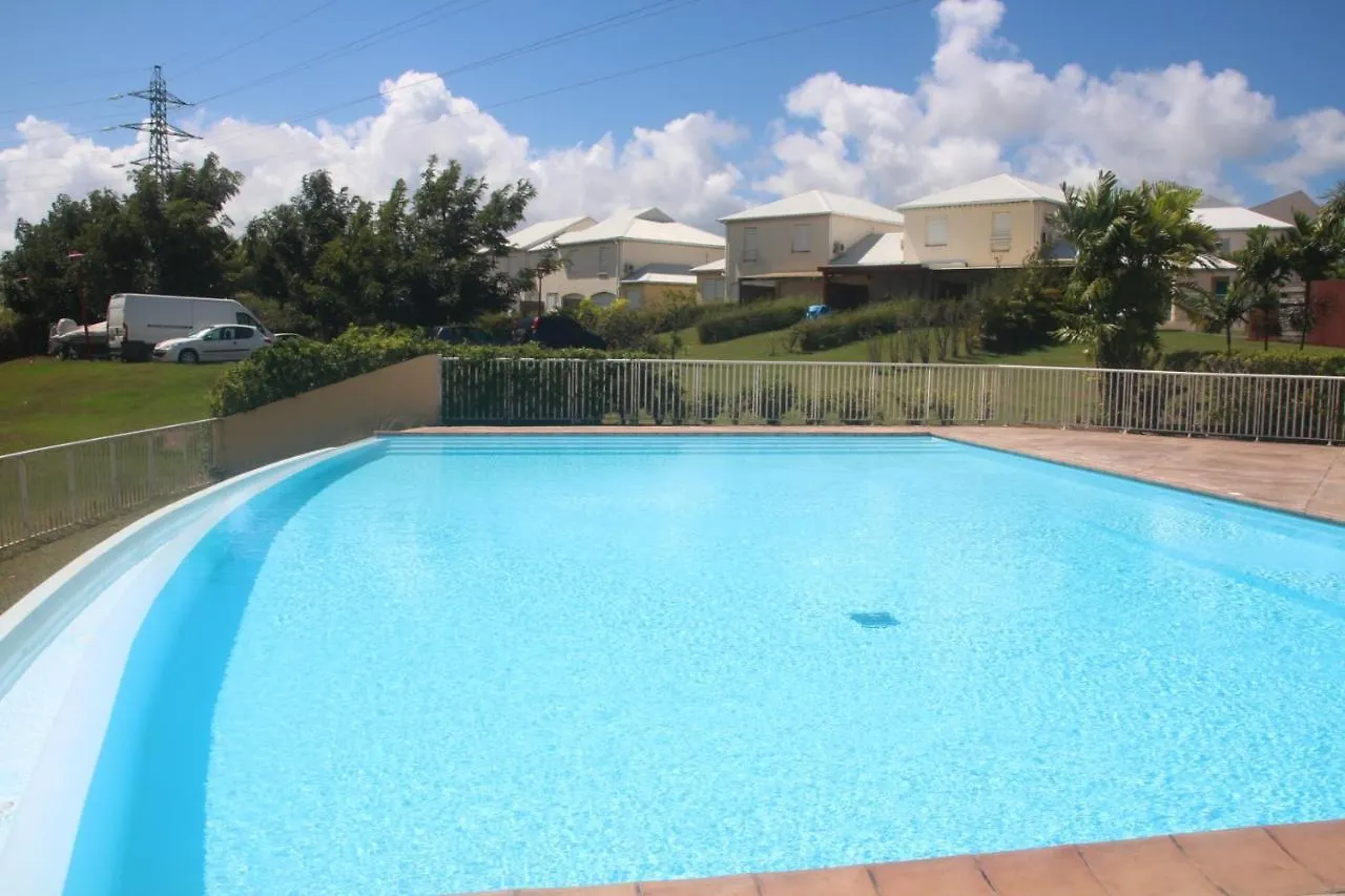 Les Aliceas Appartement Cosy Baie-Mahault Apartamento